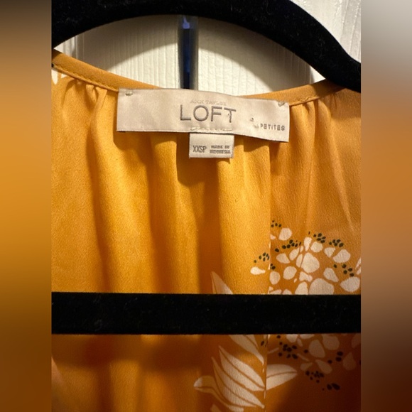 Loft Hydrangea flutter dress - Picture 3 of 4